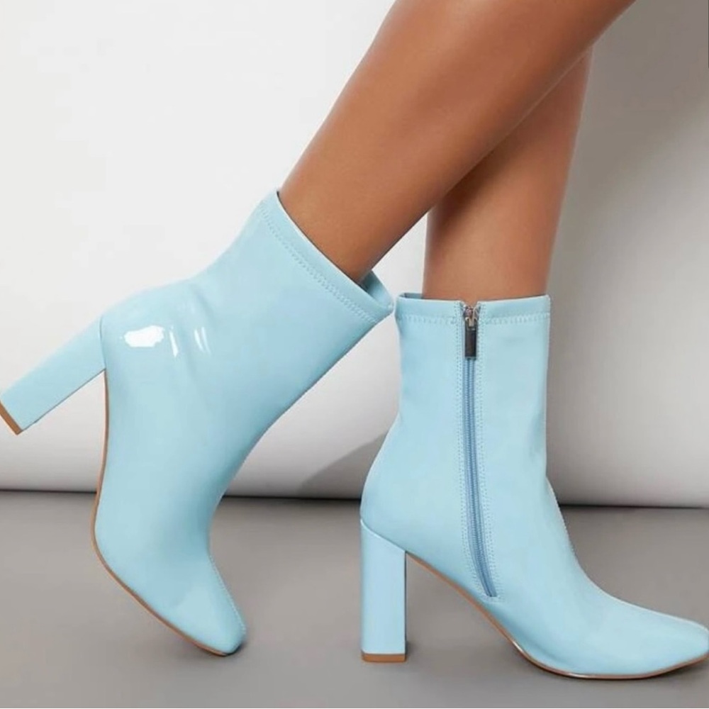 Stylish Blue Women's Boots